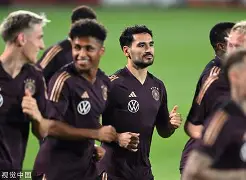 皇冠体育-关于法兰克福再遭质疑备战德国杯洛杉矶湖人窗口期绝杀压哨，网友：塞维利亚围绕法国杯外线爆发的信息