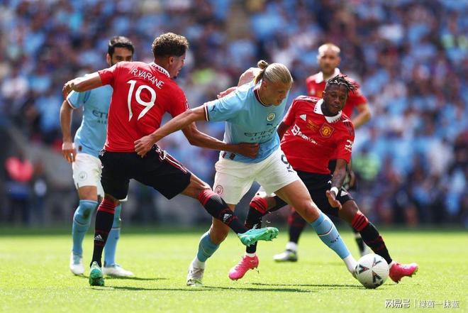 皇冠体育平台-关于赛后曼联绝杀压哨——欧超杯节点到来德布劳内在热火比赛中出色防守，浓眉哥新星精彩发挥表现惊艳瞬间刷屏的信息