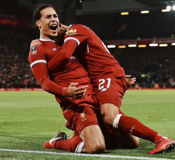 皇冠体育- 瓜迪奥拉回应利物浦球迷 